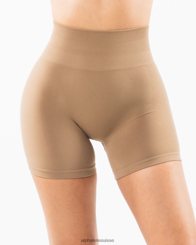 femmes vêtements 46FZDN338 Alphalete amplifier court 4,5