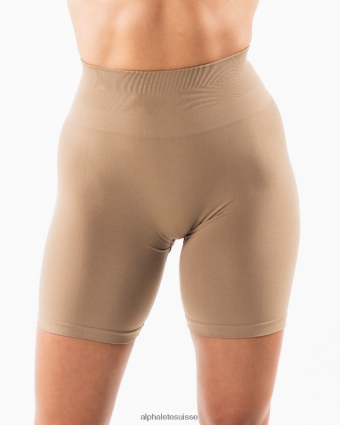 femmes vêtements 46FZDN355 Alphalete amplifier court 6,5