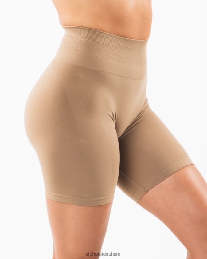 femmes vêtements 46FZDN355 Alphalete amplifier court 6,5